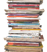 Bild på en hög stapel med tidningar